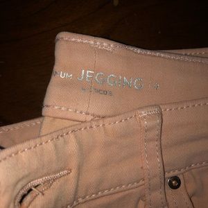 Chico’s platinum jeggings
